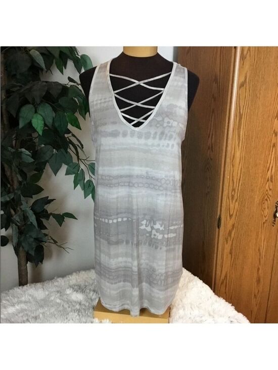 Maurices Tops - Maurices 24/7 Crisscross V-Neck Sleeveless Tunic Top Gray Tie-Dye Size Large